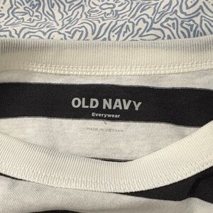 Old Navy Classic Black and White Striped Tee